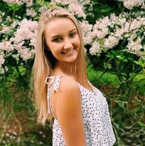 Meet your Posher, Breanna